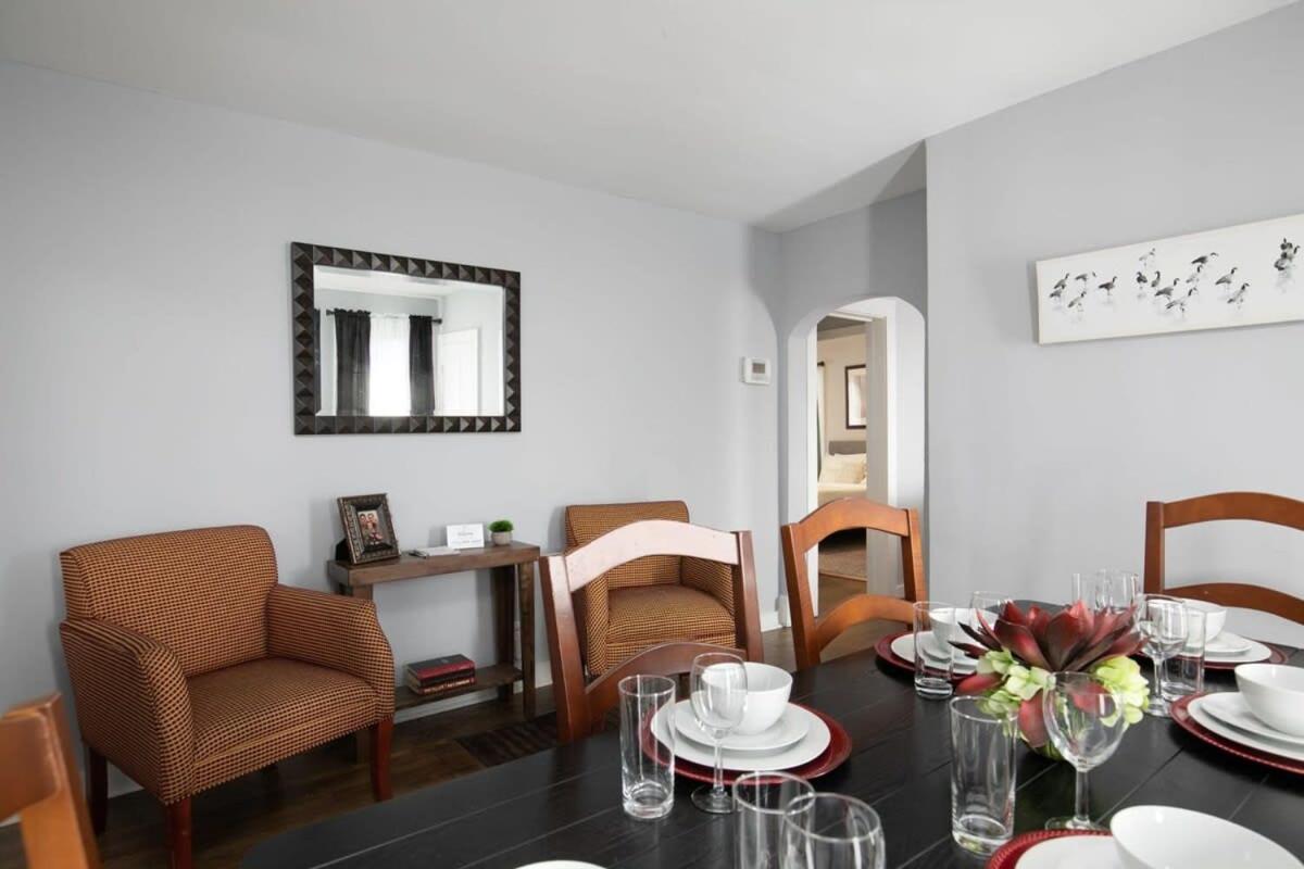 فيلا Walking Distance To Legion Field - Little Blue In برمنغهام المظهر الخارجي الصورة